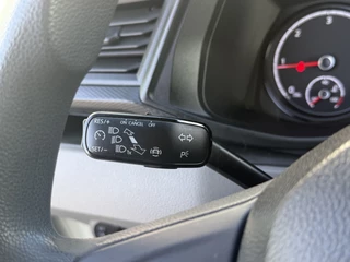 Volkswagen Transporter 2020 - 2.0 TDI 150 PK / L2H1 / 1e EIG. / ALUCA INRICHTING / TREKHAAK / IMPERIAAL / CRUISE / AIRCO / NAVI изображение 14
