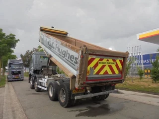 Mercedes-Benz Arocs 2018 - 3340 8X4 image 10