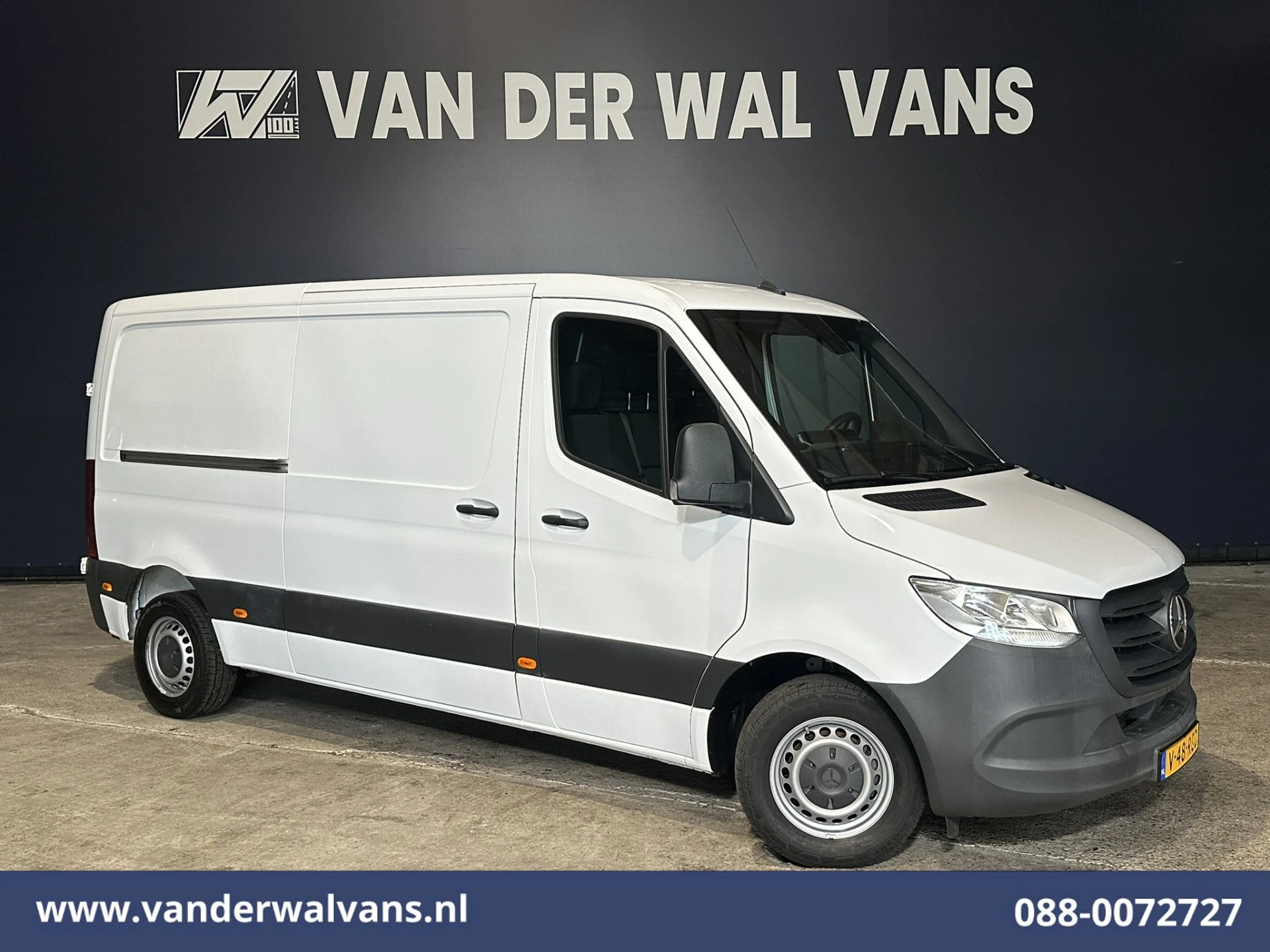 Mercedes-Benz Sprinter 2021 - 314 CDI 143pk L2H1 Euro6 Airco | Camera | Navigatie | Apple Carplay | Cruisecontrol afbeelding 1