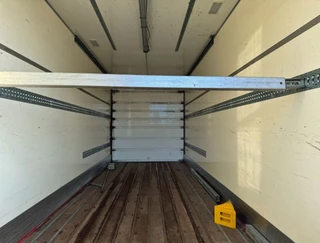 Trias N/A 2010 - 812-190           THEO MULDER ISOLATED BOX              DISC BRAKES             TAIL LIFT imagem 16