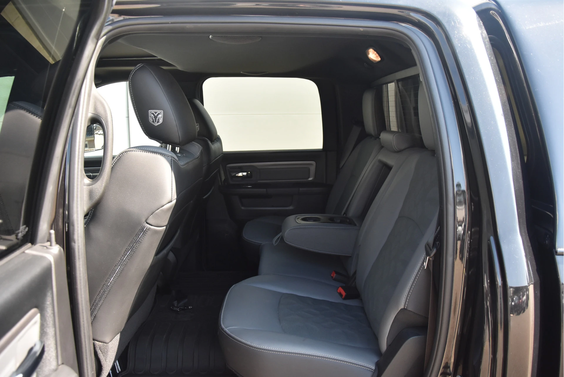 Dodge Ram Pick-Up 2017 - 2500 Powerwagon 6.4L 1e eig C of B Rijbewijs | afbeelding 25