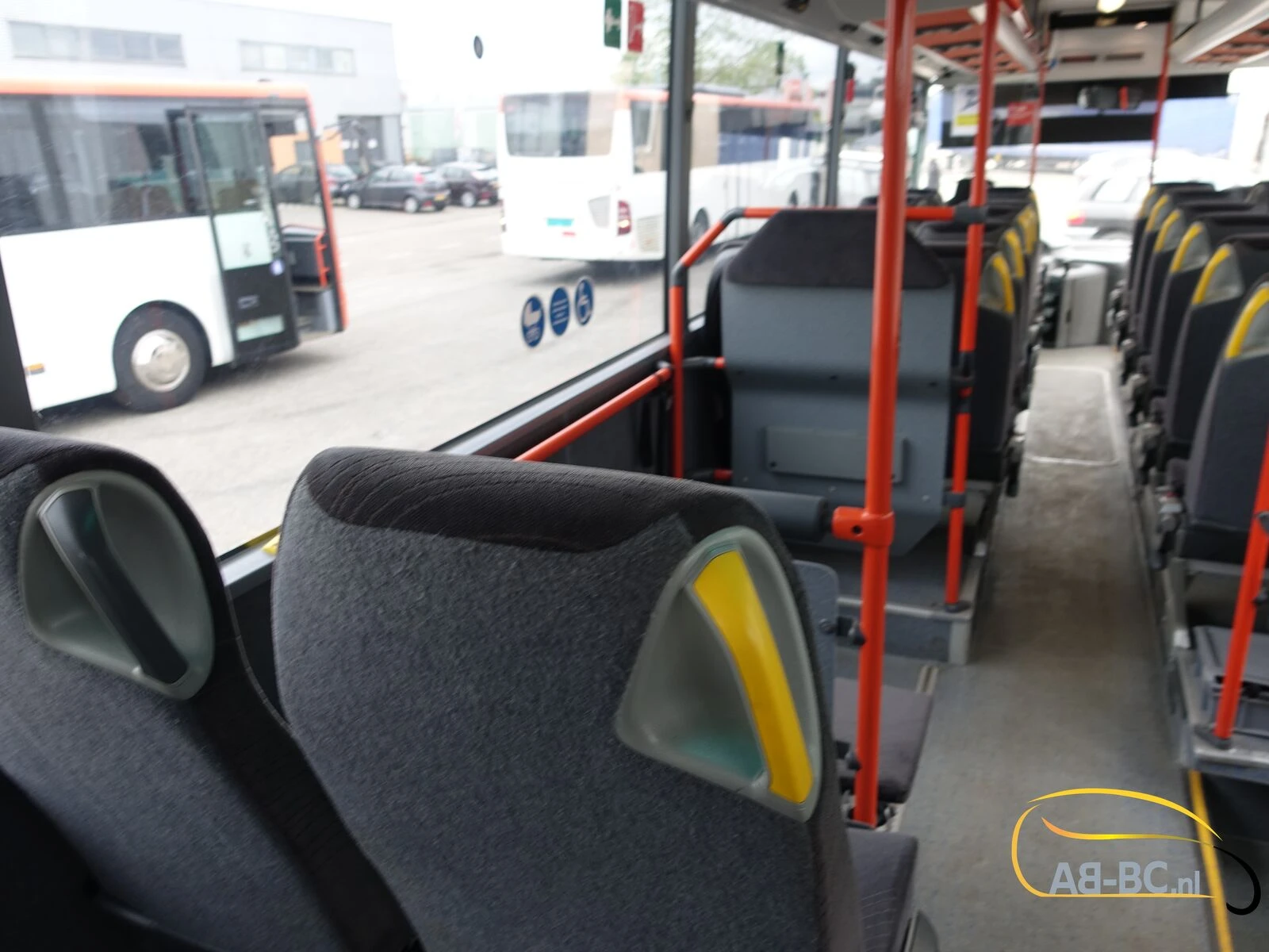 Mercedes-Benz Intouro 49 Seats Liftbus EURO 6 2016 image 95