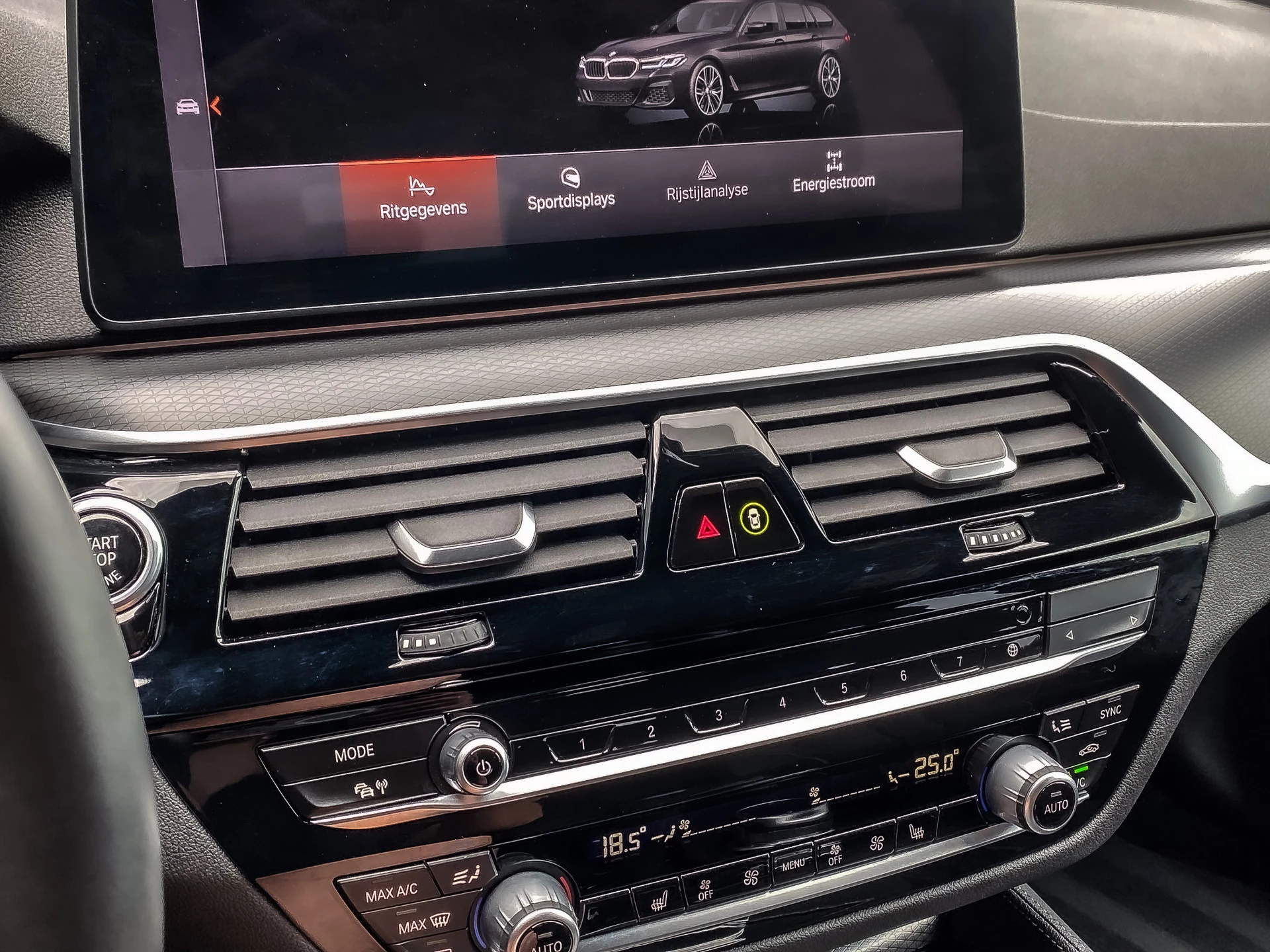 BMW 5 Series 2022 - Touring 520i 184PK Automaat M-Sport obrázek 62
