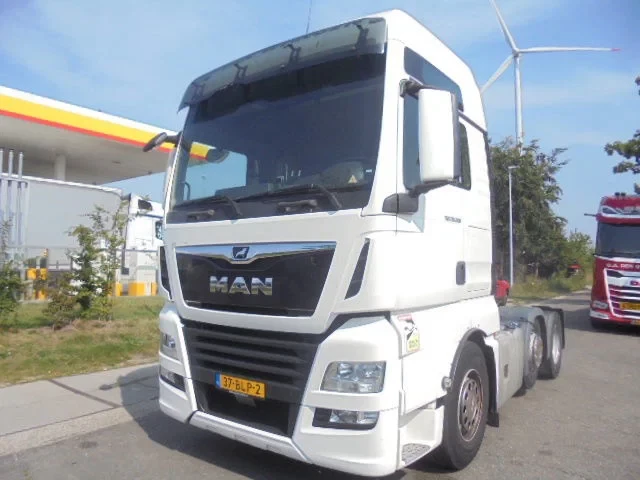 MAN TGX - TGX 26.500 XXL NL TRUCK afbeelding 1