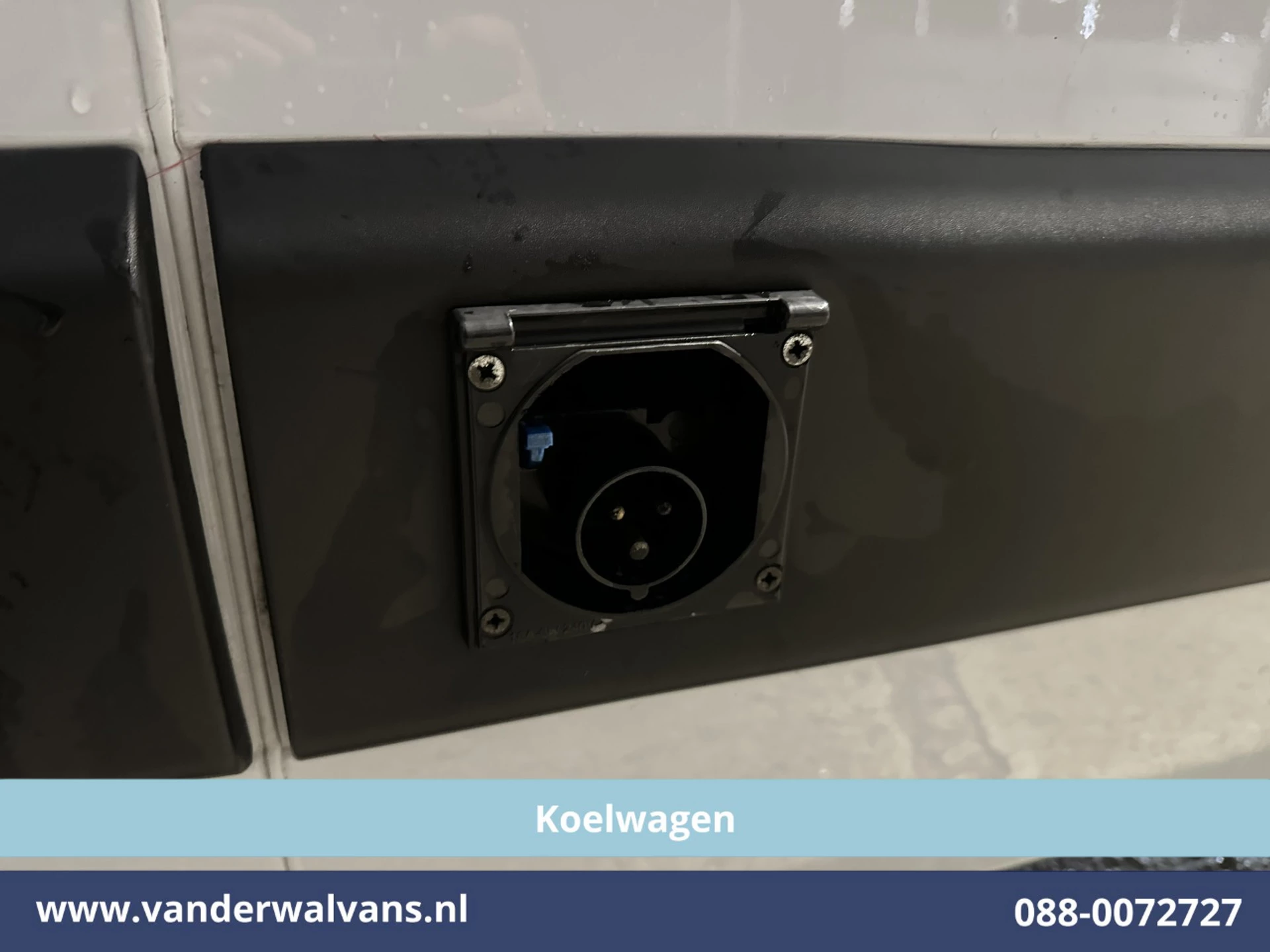 Renault Master 2022 - 2.3 dCi 136pk L2H2 Koelwagen Thermoking V-300 MAX Vriezen -20°C tot verwarmen + 20°C Dag + Nacht Euro6 Airco | Navigatie image 4