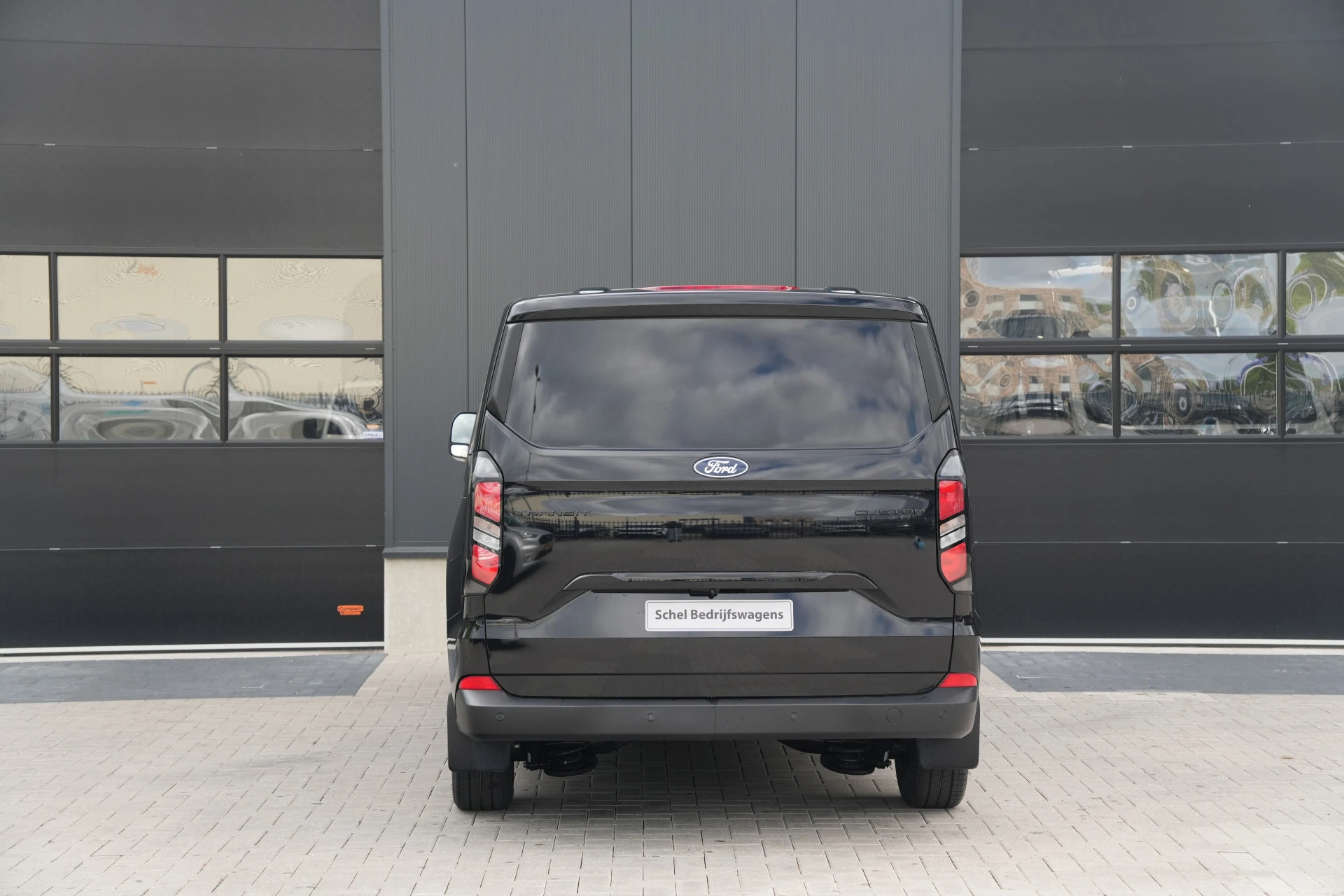 Ford Transit Custom 2025 - 320 2.0 TDCI L2H1 Trend 136pk - INCLUSIEF BPM - 2x Schuif - Achterklep - LED - Carplay - Stoelverwarming - Rijklaar imagen 7