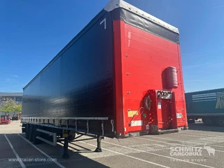 Schmitz Cargobull Semitrailer Curtainsider Standard 2017 на продажу
