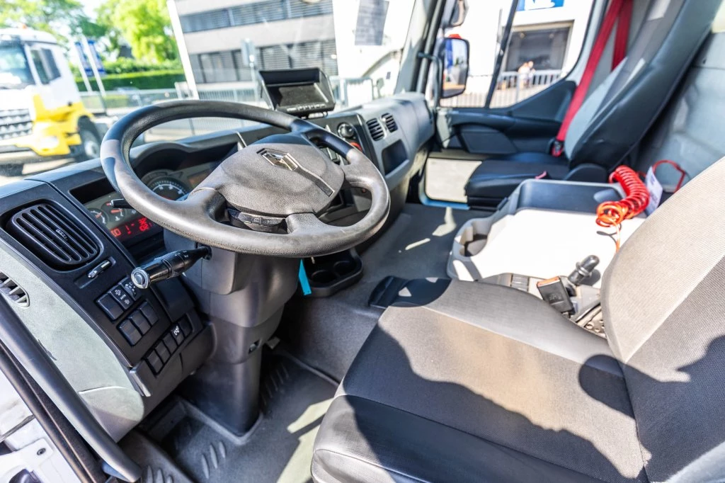 Renault 19 2016 - D19 WIDE 320+HAYON BAR 2 T. Bild 15