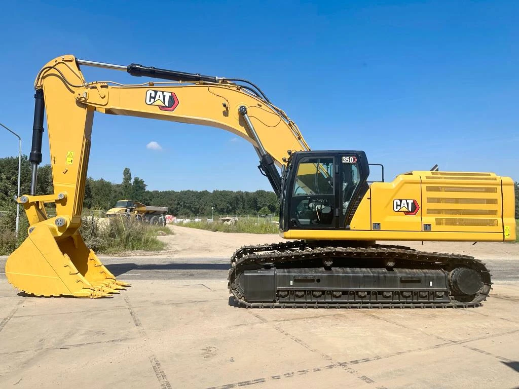 Cat 2022 - 350 - Including Hammer Lines Installation image 1