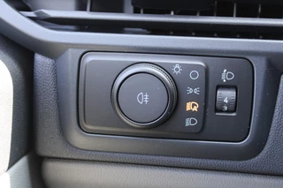 Ford Transit Custom 2024 - 320 2.0 TDCI L2H1 Trend DC 136pk - Carplay - Android - Camera - Trekhaak - LED koplampen - Stoelverwarming - Draadloos laden - Rijklaar imagem 23