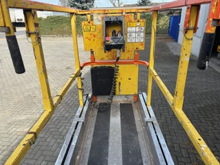 JLG N/A 2008 - 2030ES Electric scissorlift 2010 year imagen 5