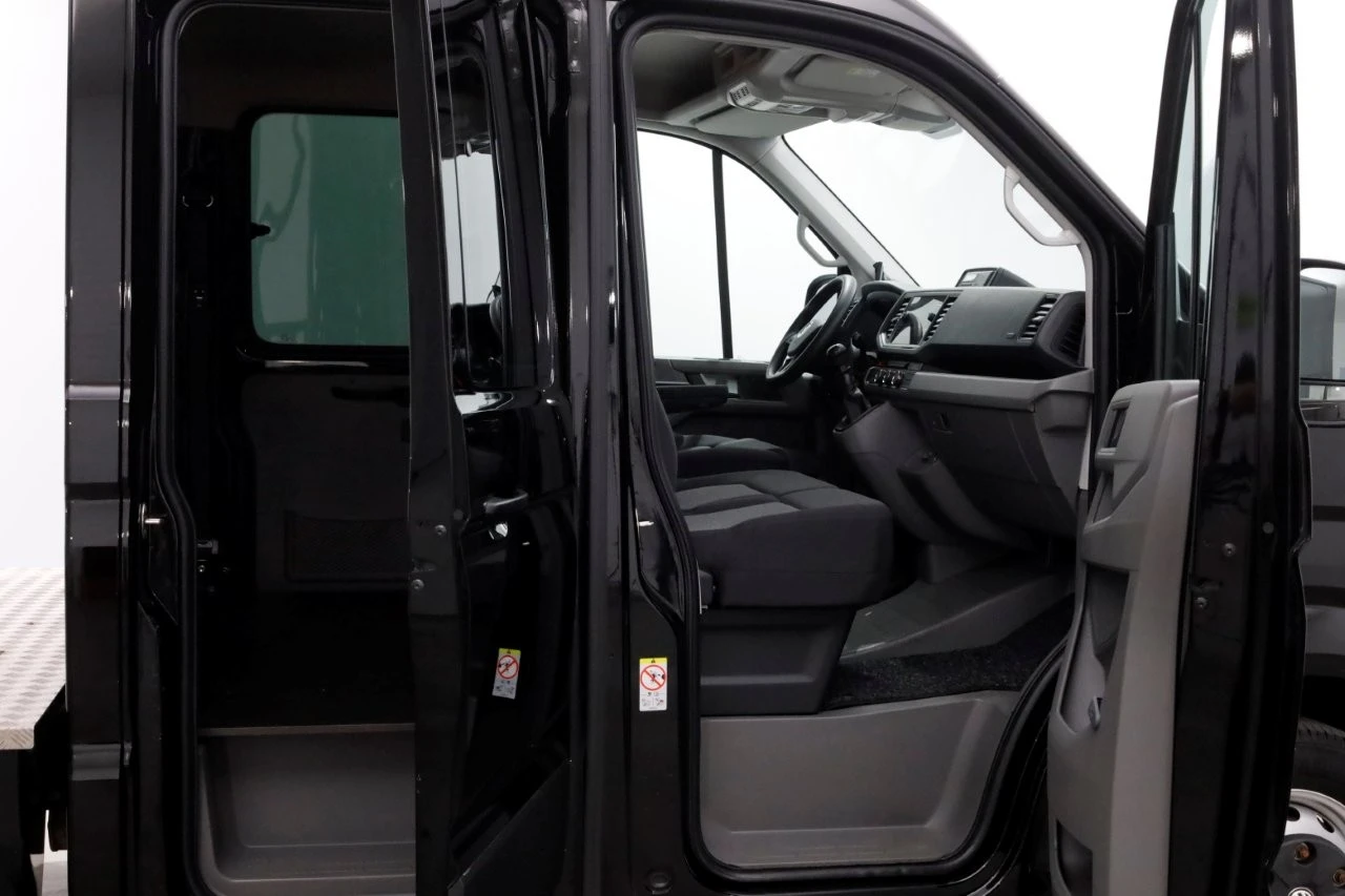 Volkswagen Crafter 2022 - 50 2.0 TDI 177pk BE/C1E-Trekker D.C. Trekgewicht 7000kg 06-2022 afbeelding 3