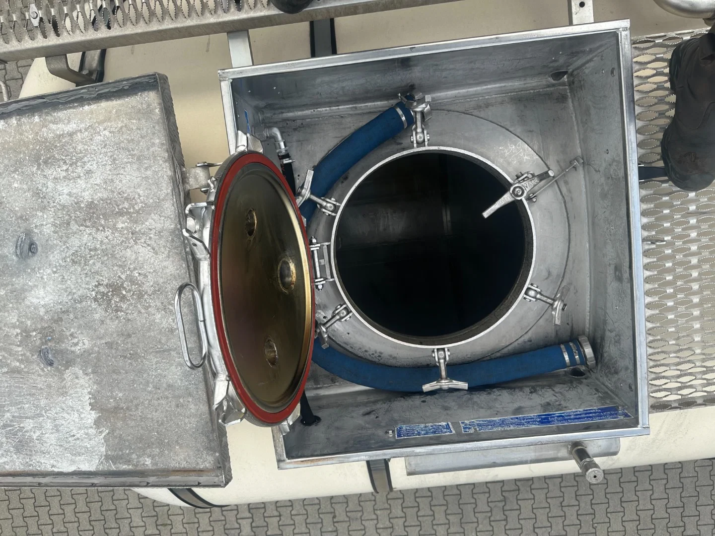 Feldbinder 1998 - LEBENSMITTEL / LEVENSMIDDELEN / FOOD / 33.500L / 3-COMP / PUMPE / LIFTACHSE imagem 42