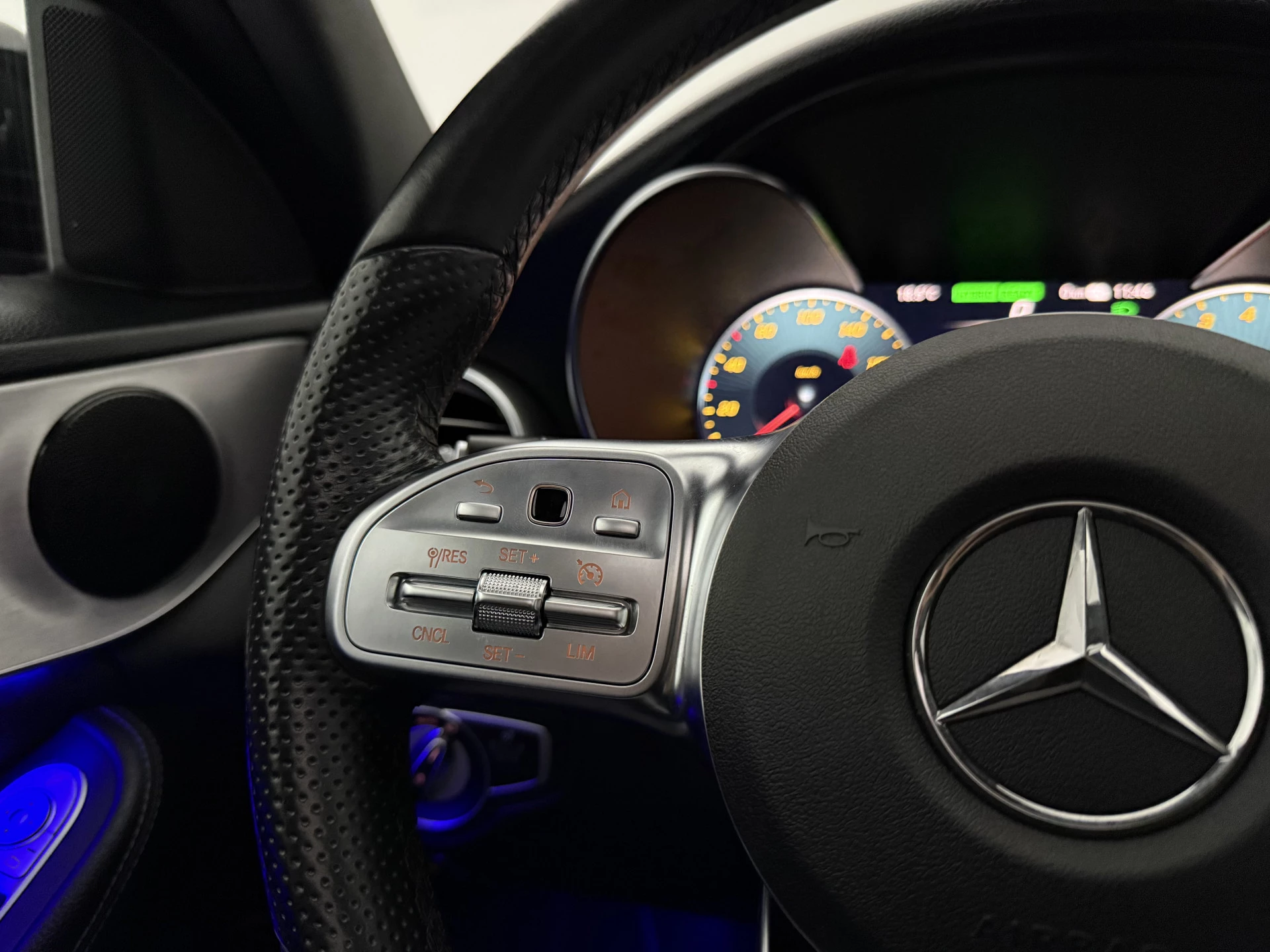 Mercedes-Benz C-Klasse 2021 - 300 e Business Solution AMG Limited 320PK afbeelding 24
