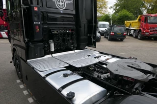 DAF XF 530 2021 - | Retarder | 2Tanks | 722251Km | 2021 | Smart Tacho 2 | Full Air | Metallic Black Clr. | Special Int. | Stand Klima | 2Beds | Euro6-D | Belgium Truck obrazek 12
