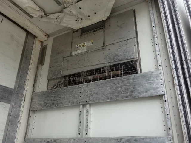 Schmitz Cargobull 2000 - 3ASSER THERMOKING SL200 afbeelding 18