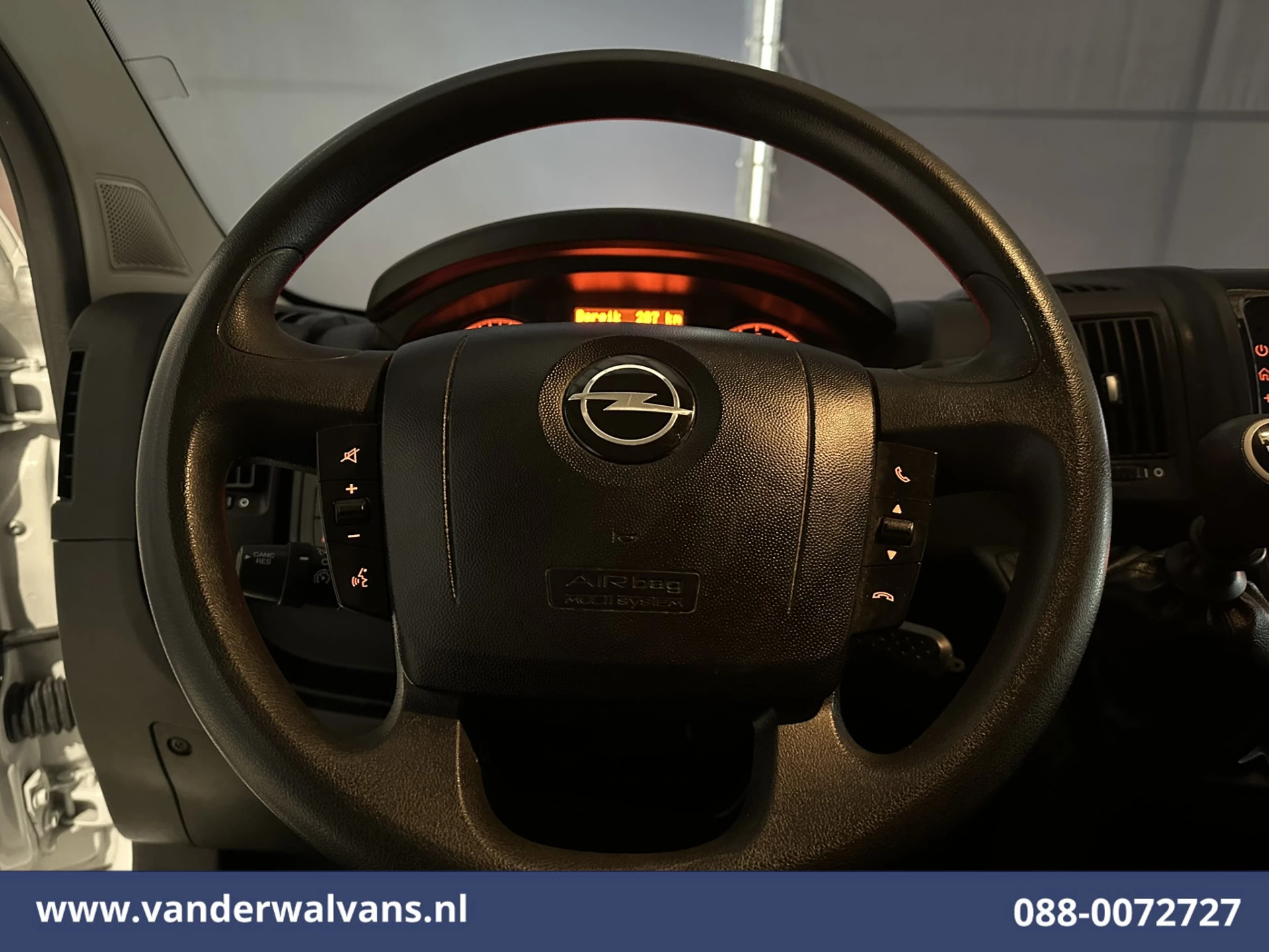 Opel Movano 2023 - 2.2D 120pk L2H2 Euro6 Airco | 2500kg Trekhaak | Apple Carplay | Cruisecontrol Android Auto | Bijrijdersbank image 14