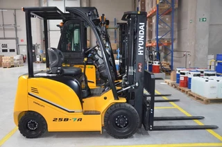 Hyundai N/A 2026 - vorkheftrucks heftrucks stapelaars palletwagens ni image 4