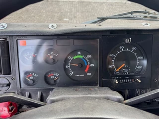 Volvo N/A 1989 - FL10 6X4 / MANUAL / HIAB 100 изображение 16