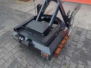 TP N/A - 200 driepuntsbok draaibaar immagine 2