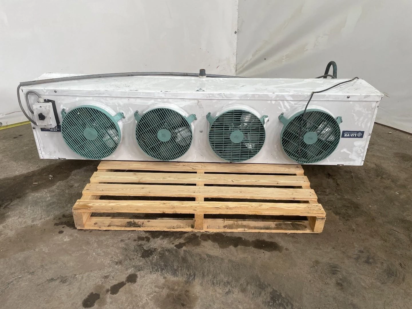 LU-VE S2HC 110 N 05 evaporator / air cooler изображение 1