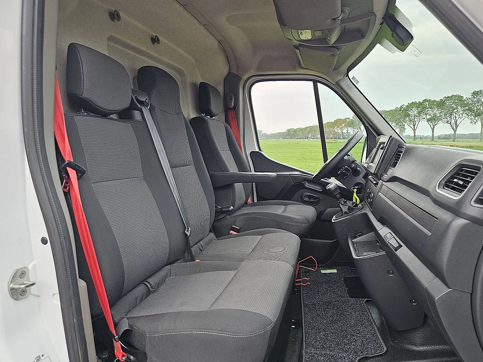 Renault Master 2024 - 2.3 imagen 7