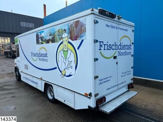 Mercedes-Benz N/A 2011 - Vario 816 D EURO 5, Promotional truck, Manual trans image 4