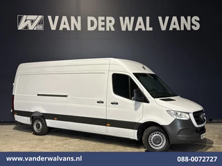 Mercedes-Benz Sprinter 2021 - 317 CDI 170pk L3H2 Euro6 Airco | Camera | Apple Carplay | Cruisecontrol | Chauffeursstoel image 1