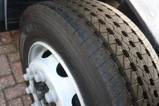 MAN TGX 2022 - 26.510 6x2 Intarder. Volledige luchtvering imagen 17