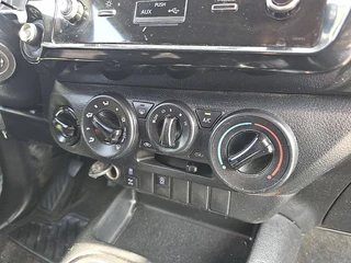 Toyota Hilux 2021 - HI-LUX 2.4 image 11