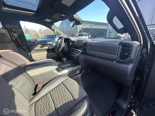 Chevrolet Silverado 2024 - USA ZR2 6.2 V8 image 24