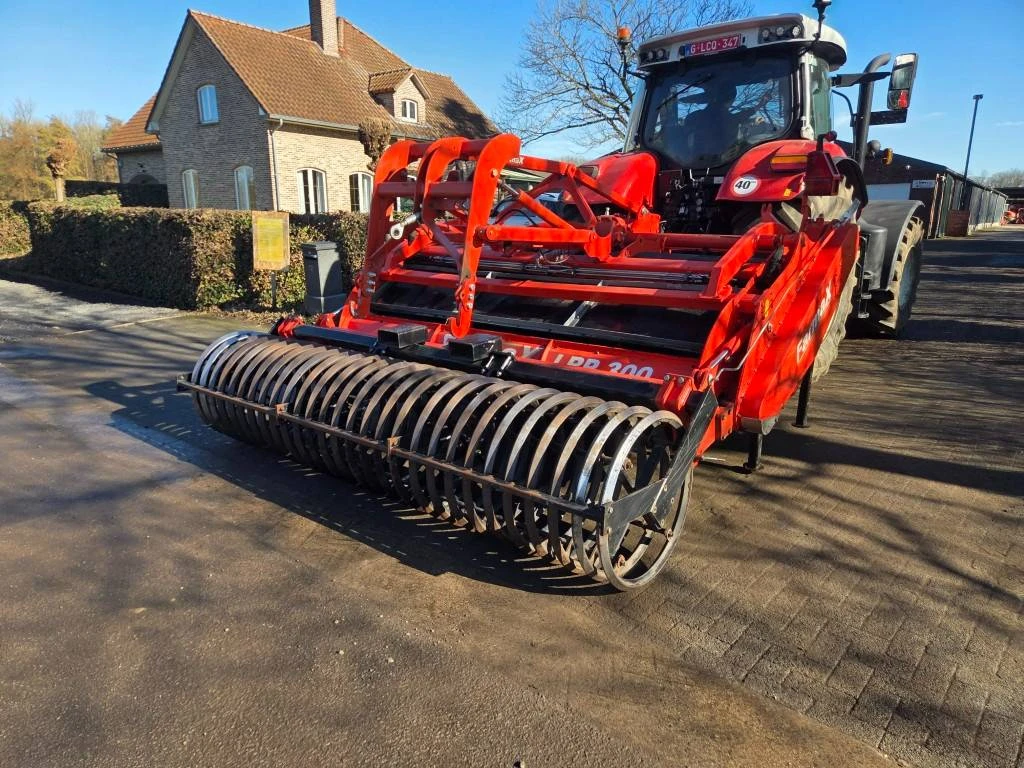 Farmax 2018 - LRP 300 Profi image 1