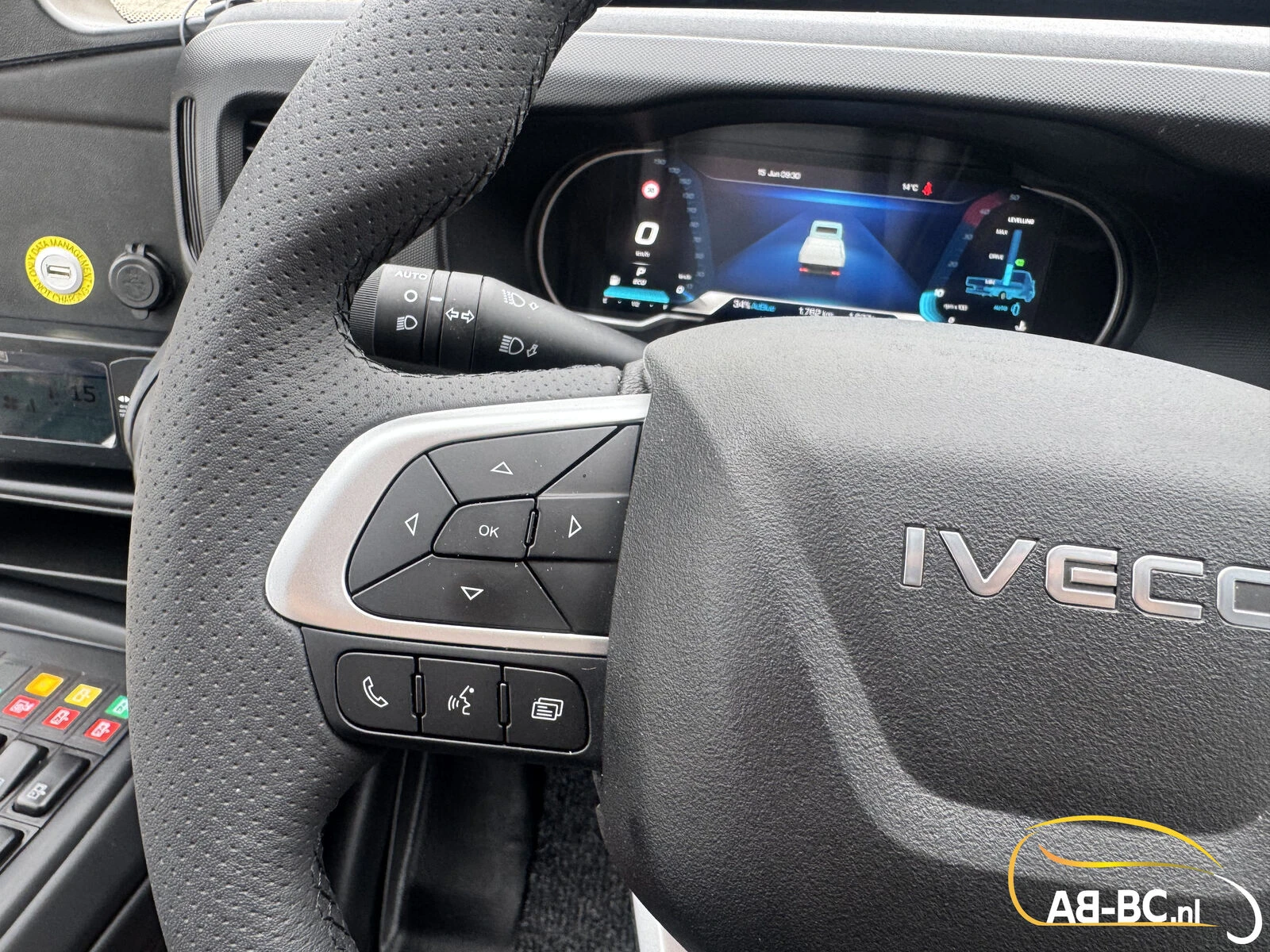 Iveco Rosero First Touring Electra, range 336 km, 24 Seats 2026 obrázek 67