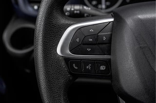 Iveco Daily 2021 - **35S14V 2.3 L2H2 | Automaat | Euro 6 | Cruise | Climate | 3500 KG Trekgewicht | Trekhaak** imagem 15
