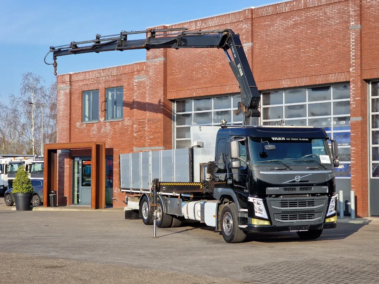Volvo FM 2014 - 370 6x2*4 - HIAB X-Hiduo 188 E-5 Crane with remote - Euro 6 image 1