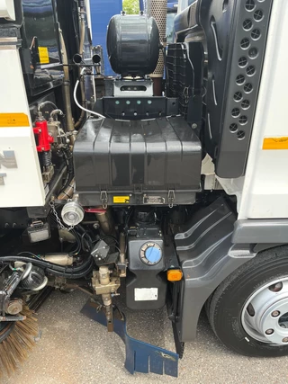 MAN TGL 2018 - 12.250 *Kehrmaschine *FAUN Viajet 5R/LH image 14