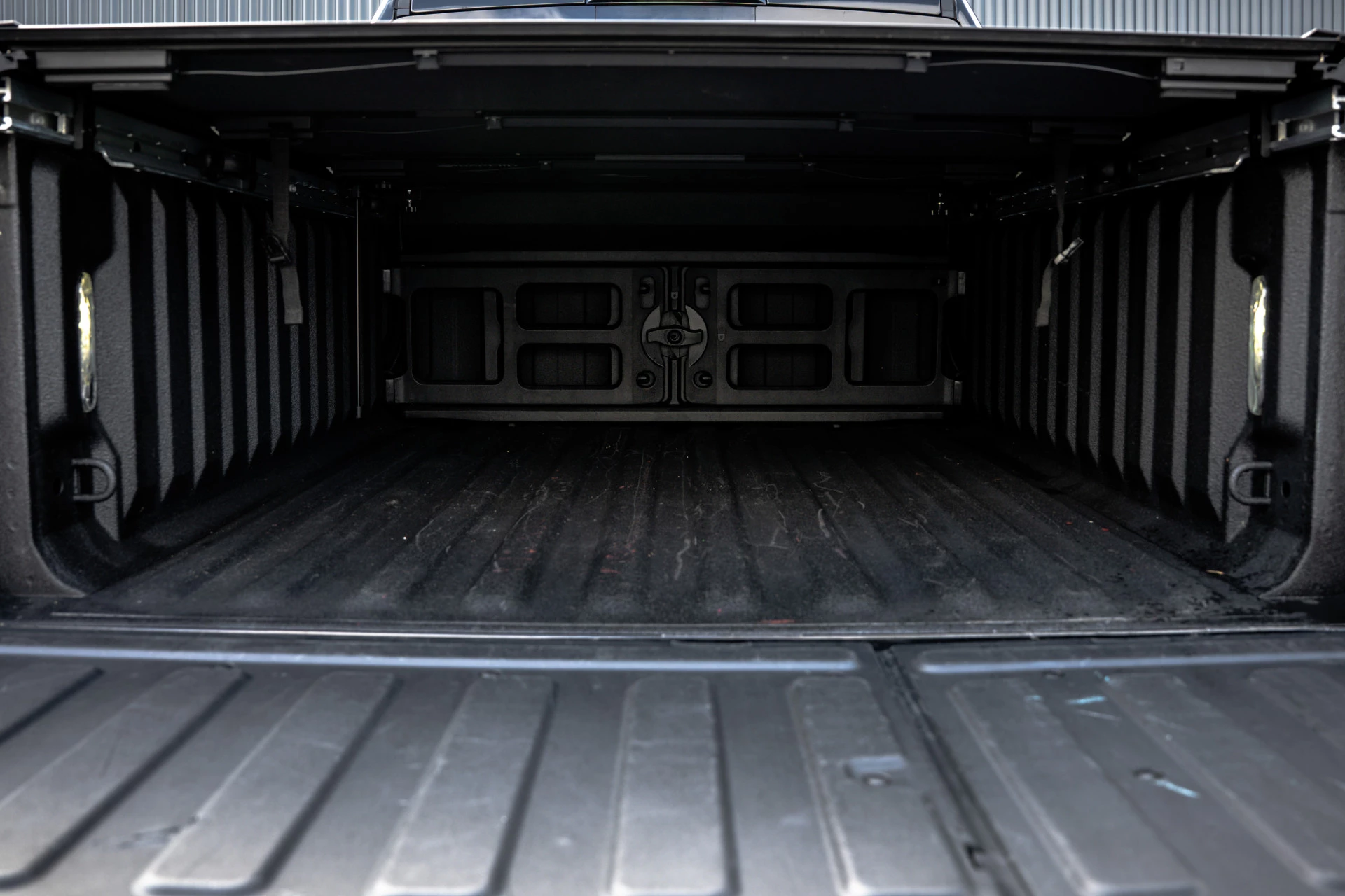 Dodge Ram 1500 2024 - 1500 LIMITED 5.7L V8 | 1e Eigenaar | Head up | Luchtvering | Rambox | Split Tailgate | Pano | Harman / Kardon zdjęcie 10