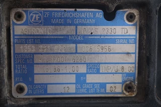 ZF N/A 2010 - 12AS2330DD TGX imagen 5