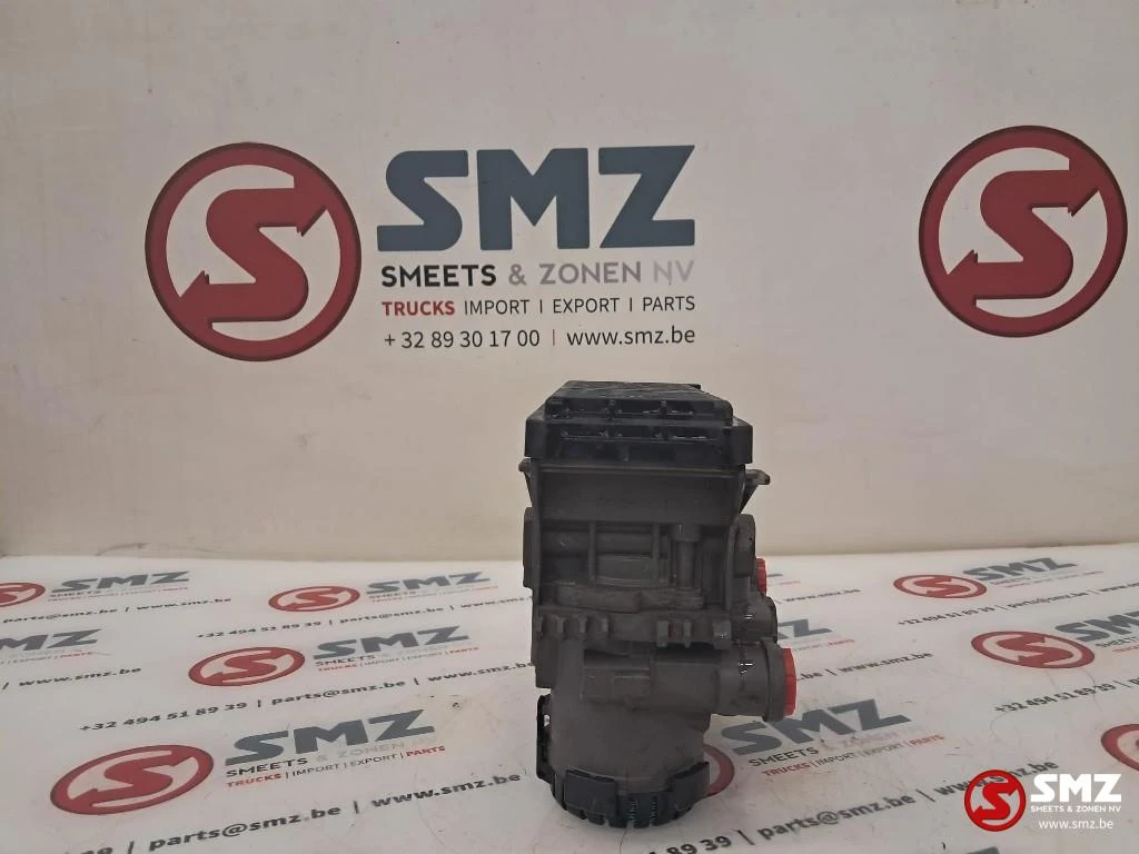 Mercedes-Benz 2014 - Occ EBS achterasmodulator Mercedes afbeelding 5