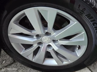 Peugeot 5008 2021 - 7PL Aut.|LED|Navi|Camera|PDC|6M Garantie zdjecie 9