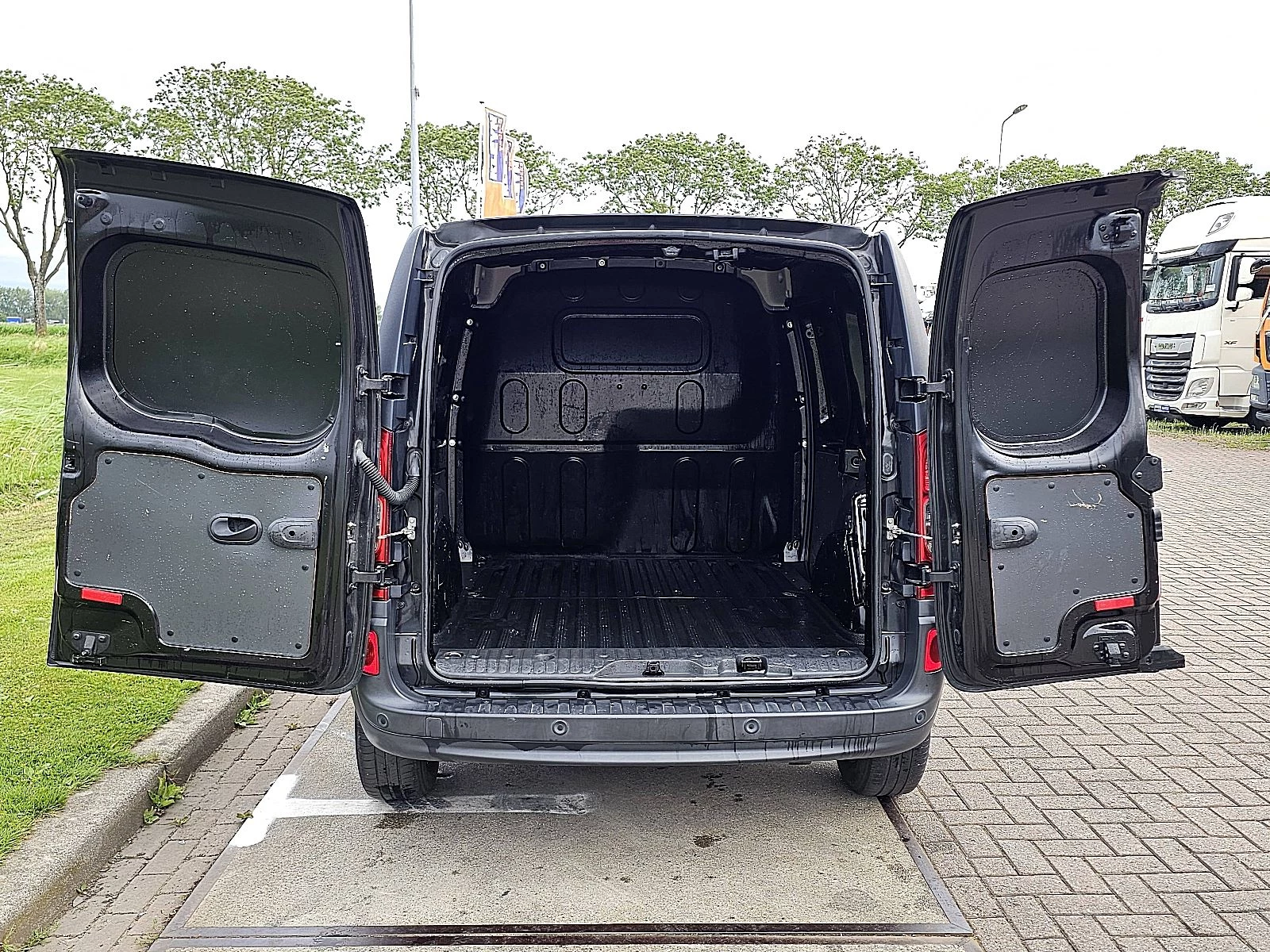 Mercedes-Benz Citan 2021 - 109 CDI zdjęcie 11