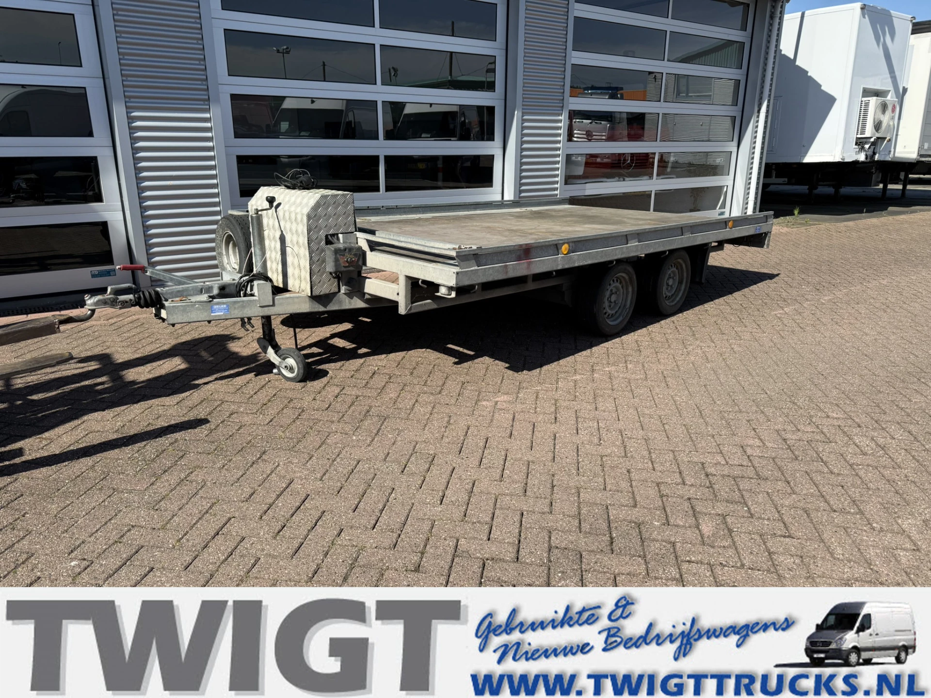 Weyer aanhangers Multitransporter met elektrische lier 2004 afbeelding 1