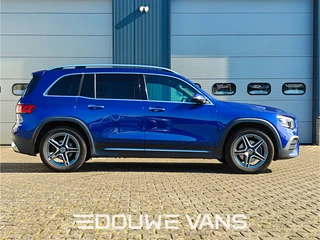 Mercedes-Benz GLB 2021 - 200 Automaat Panorama AMG-Line Trekhaak Ambiente Verli. Stoelverw. Navi afbeelding 2 miniatuur