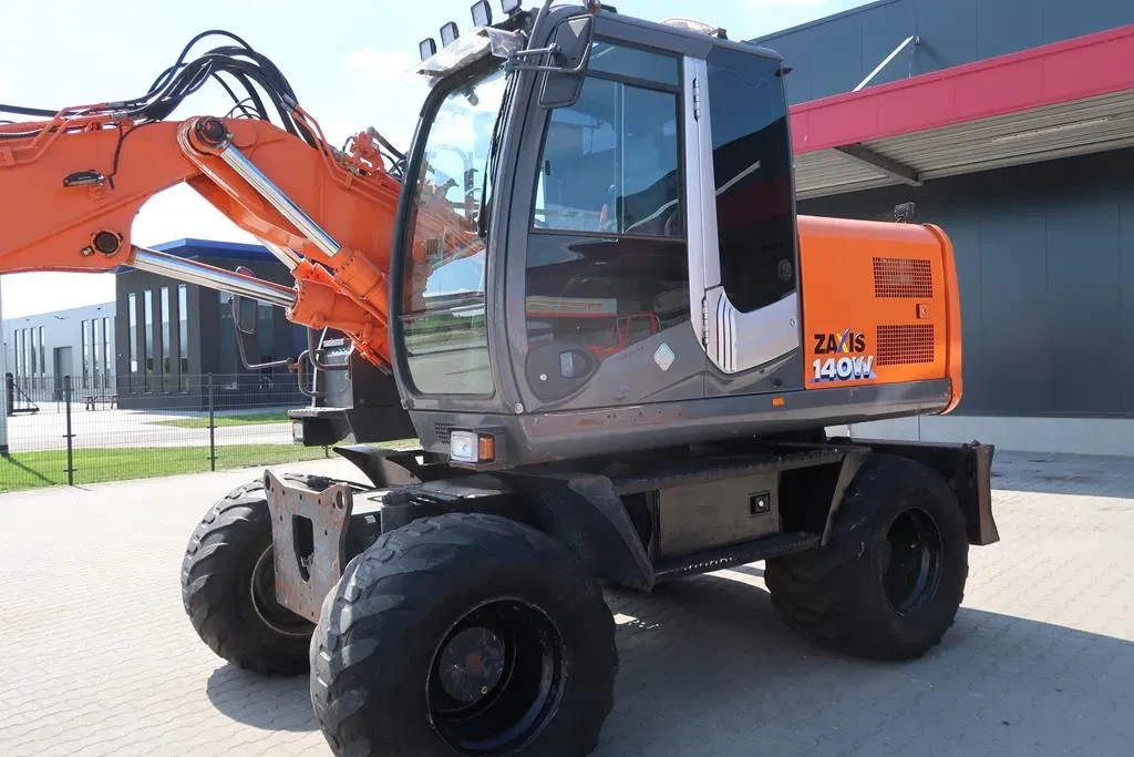 Hitachi 2009 - ZX140 W-3 afbeelding 21