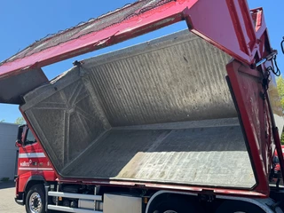 Volvo FH 2013 - 460 EEV 6x2*4 Side Tipper with Loglift Crane immagine 4