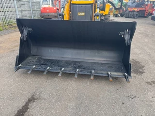 JCB N/A 2025 - 3 CX ECO 6 in 1 bucket ( UNUSED ) imagen 6