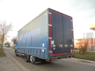 Volvo FH 2012 - 420 6X2 NL TRUCK obrazek 6