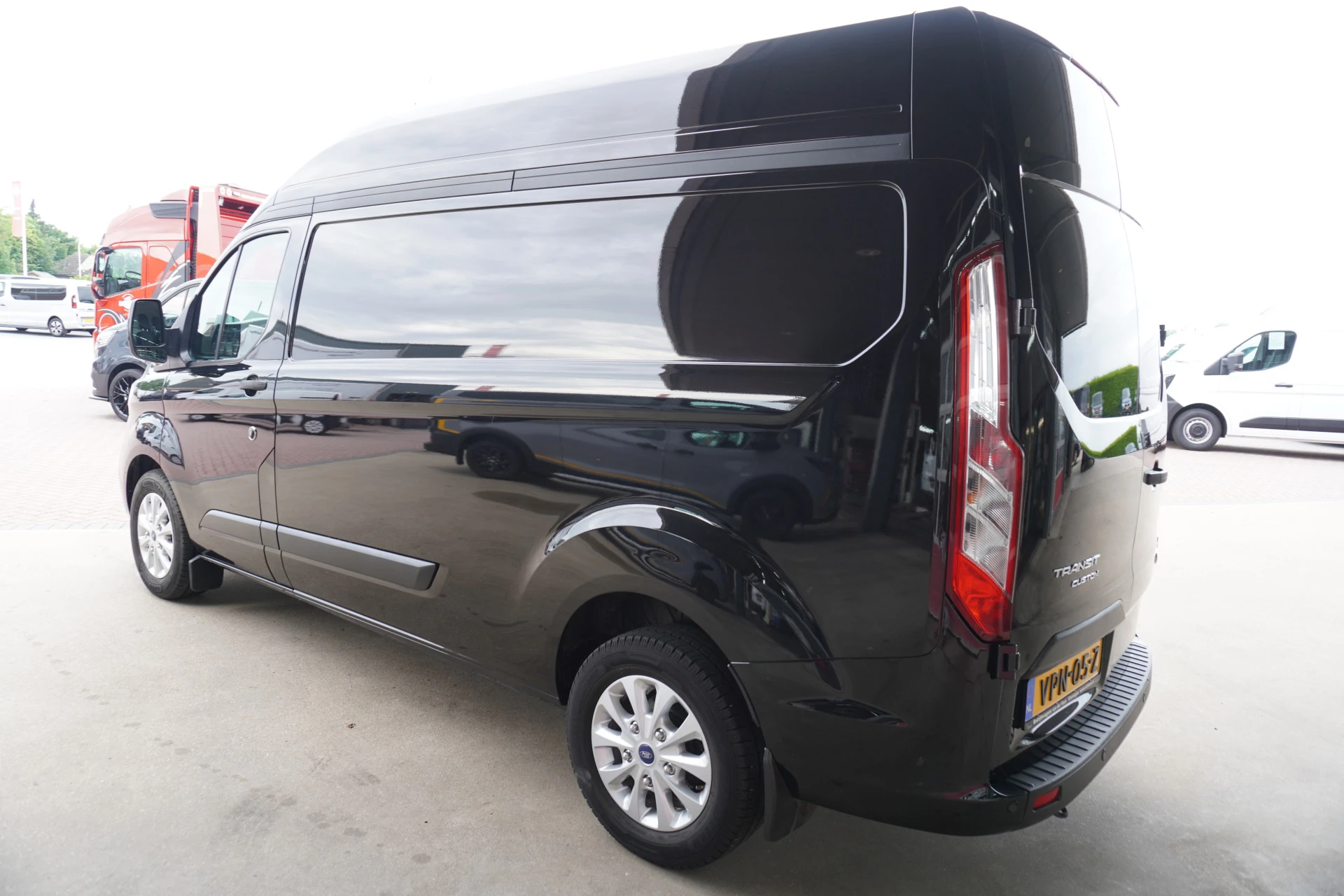 Ford Transit Custom 2022 - 300L 2.0 TDCI 130PK L2H2 Trend afbeelding 7