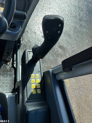 Bucher Citycat 2020 with 3-rd brush 2017 - N/A obrazek 12