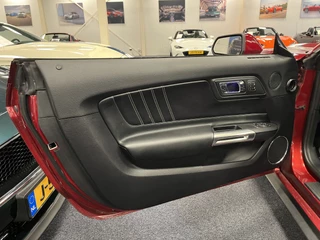 Ford Mustang 2014 - Fastback 5.0i V8 50 Years Edition 422PK Automaat immagine 66